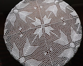 square tablecloth / crochet tablecloth / table topper / table cover / vintage style tablecloth
