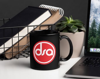 Taza negra brillante