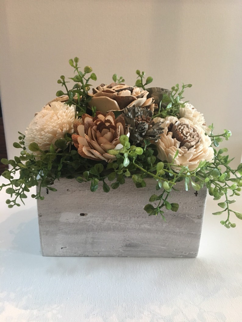 Solo wood flower arrangement