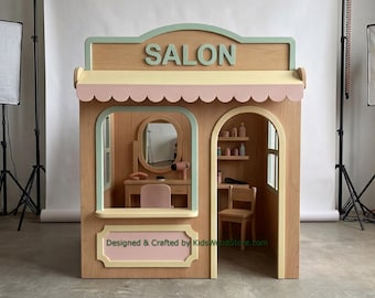 木製サロンプレイハウス + 子供用家具 | 25以上のテーマからお選びいただけます | オールインクルーシブのターンキープロジェクト