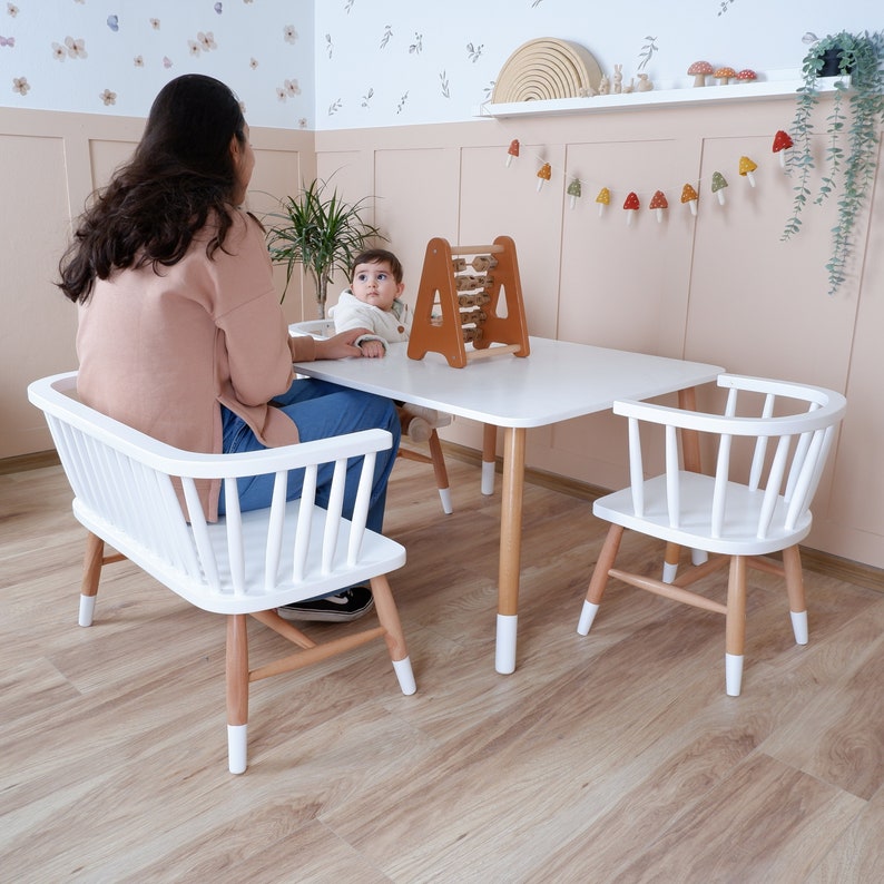 Ensemble de chaises de table en bois - Créateur ETSY : KidsWoodStore