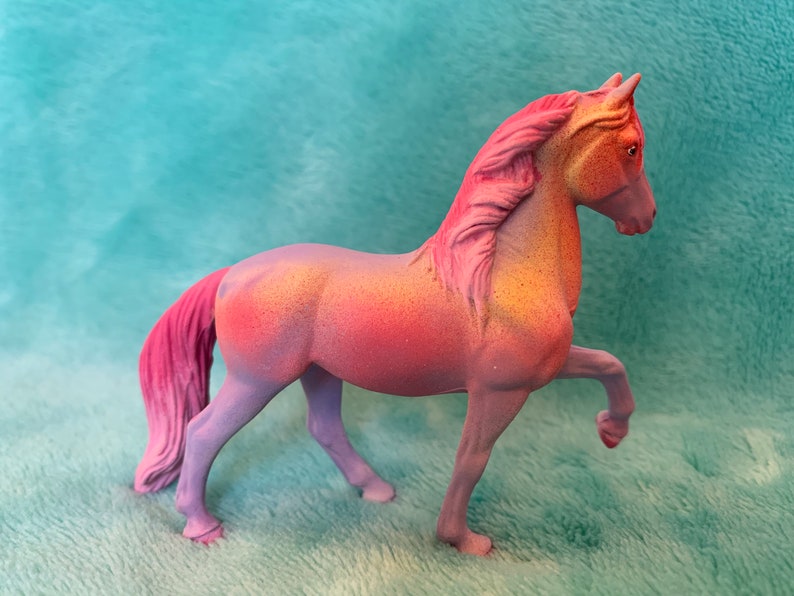 Breyer SpringEaster Themed Stablemate Decorator Customs!