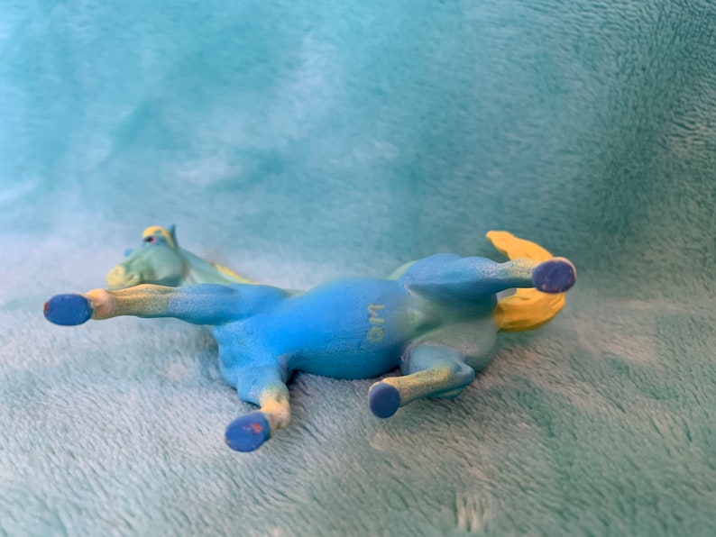 Breyer SpringEaster Themed Stablemate Decorator Customs!