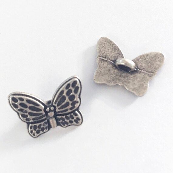 Vintage-Inspired Button Card 4 Metal Silver Pretty Butterfly Buttons Sewing