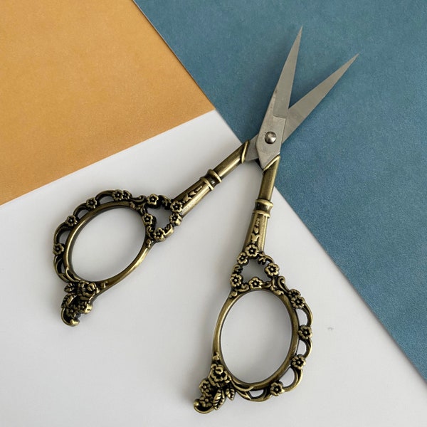 Antique Gold Coloured Scissors | Floral Handle Needlework Embroidery Quilting Craft Manicure Vintage Style