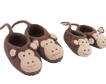 Fun Monkey slippers - size 3 & 4