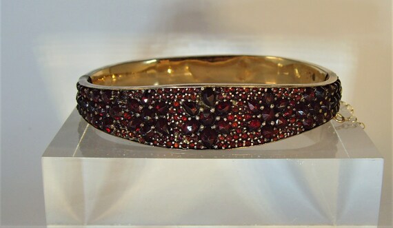 Antique Edwardian Bohemian garnet bangle
