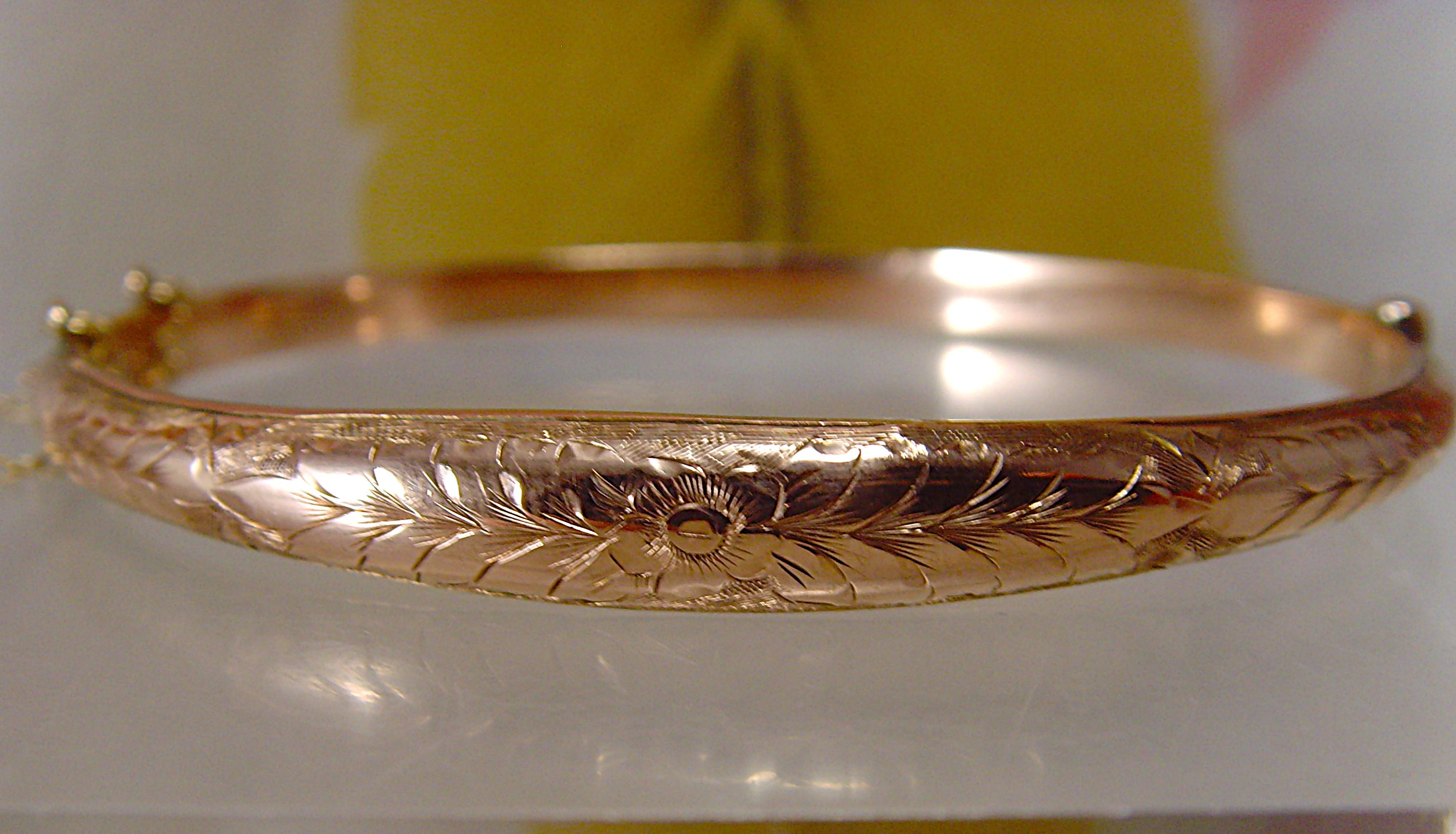 Antique bangle - Etsy 日本 Antique bangle - Etsy 日本