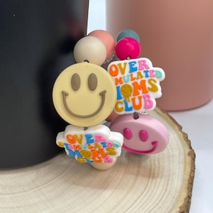 Überstimulierte Mom&#39;s Club Stanley Tumbler Griff Charme, aufschraubbarer Anhänger für 40 Unzen, individuelle Quencher Cup Perlen Accessoires