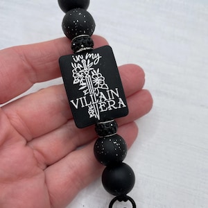 Schurk tijdperk Kindle-riem met kralen Kindle-houder, donkerromantische e-readergreep boekenliefhebber cadeau, Kindle-bedelaccessoire