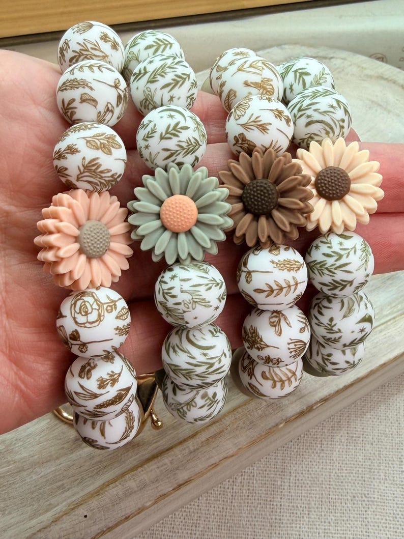 Neutral Beaded Wristlet Keychain, Silicone Leaf Daisy Bracelet Boho Key Holder image 2
