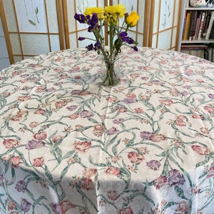 Vintage Tablecloth Spring Tulips / Rectangle Flowers Tablecloth Fairy Cottagecore Table Decor GREAT CONDITION 50 x 67 Tablecloth