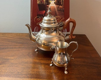 Colonial Williamsburg Pewter Coffee Pot with Creamer 2 pc.