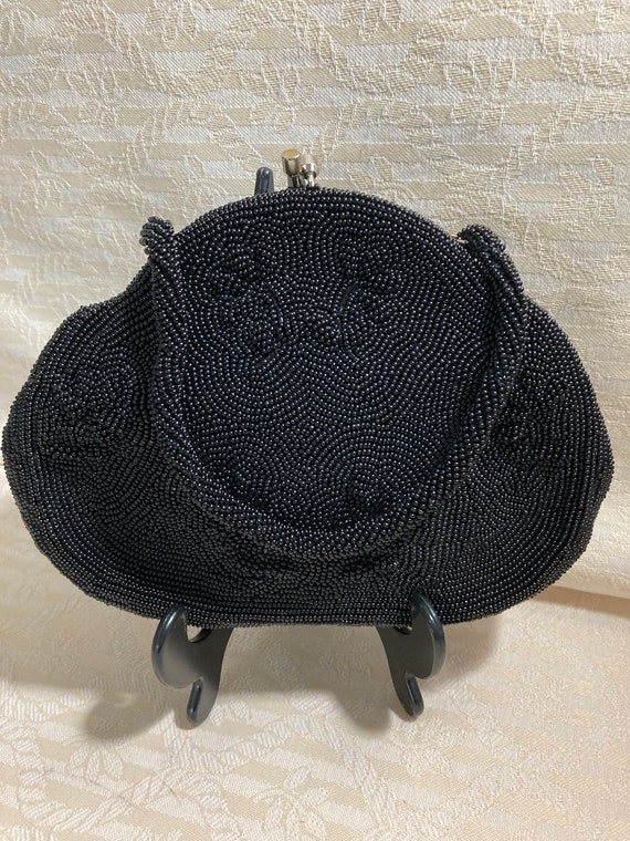 Vintage La Regale Black Beaded Kiss Clasp Mini Purse