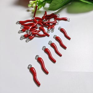 Red Enamel Chili Charms, 3x5.8x26.2mm Zinc Alloy Loop Enamel Pepper Charms, 10 - 50 pcs To Choose From, DIY Jewelry Supply, Findings , C402