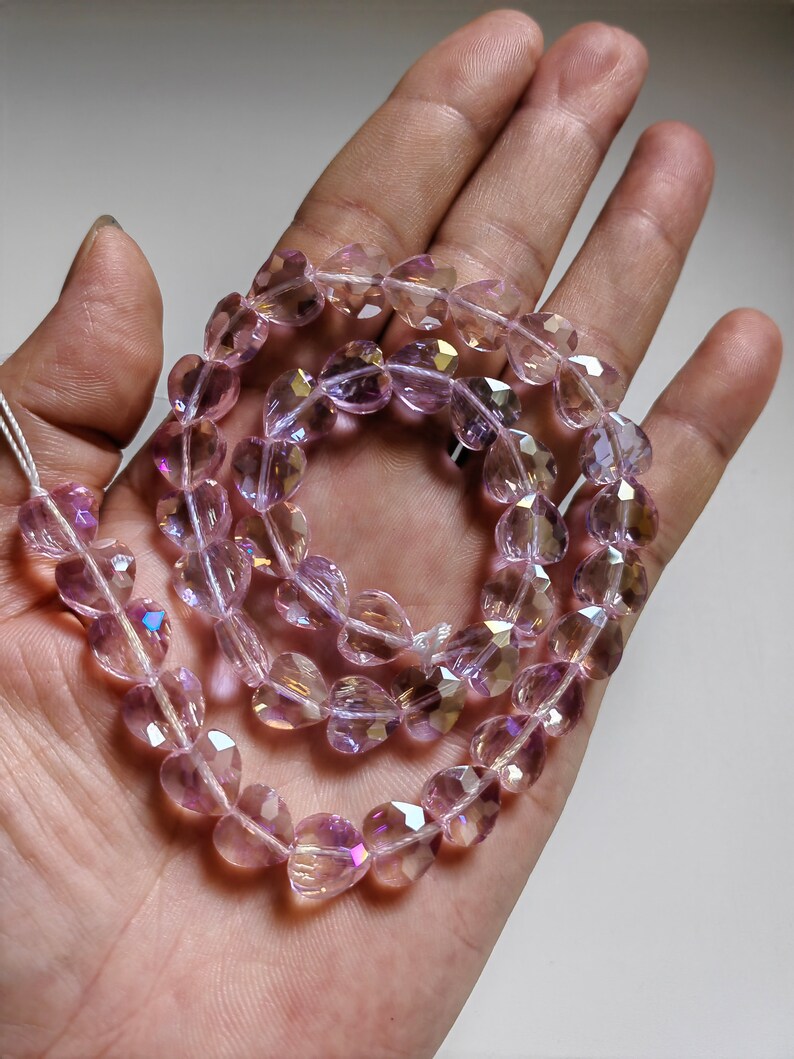 10 mm fasetterade kristallpärlor i hjärtform, glänsande kristallglaspärlor i hjärtform, rosa kristallpärlor, 40 cm sträng, gör-det-själv-smyckestillverkning, A641 bild 4