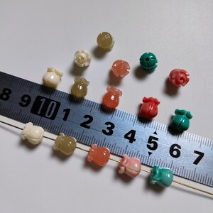 7x9mm Composite Resin Coral Flower Beads, 5 Colours Carved Flower Beads, Variegated Flower Bead, 30 - 300pcs Optional,  B547