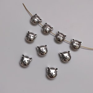 30 Pcs Double Sided Cat Head Beads, 11x11mm Antique Silver Cat Beads, Hole 1.6mm, Metal Carved Cat Head Spacer Beads, Findings. B662