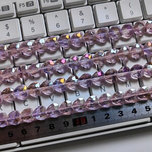 10 mm fasetterade kristallpärlor i hjärtform, glänsande kristallglaspärlor i hjärtform, rosa kristallpärlor, 40 cm sträng, gör-det-själv-smyckestillverkning, A641 bild 3