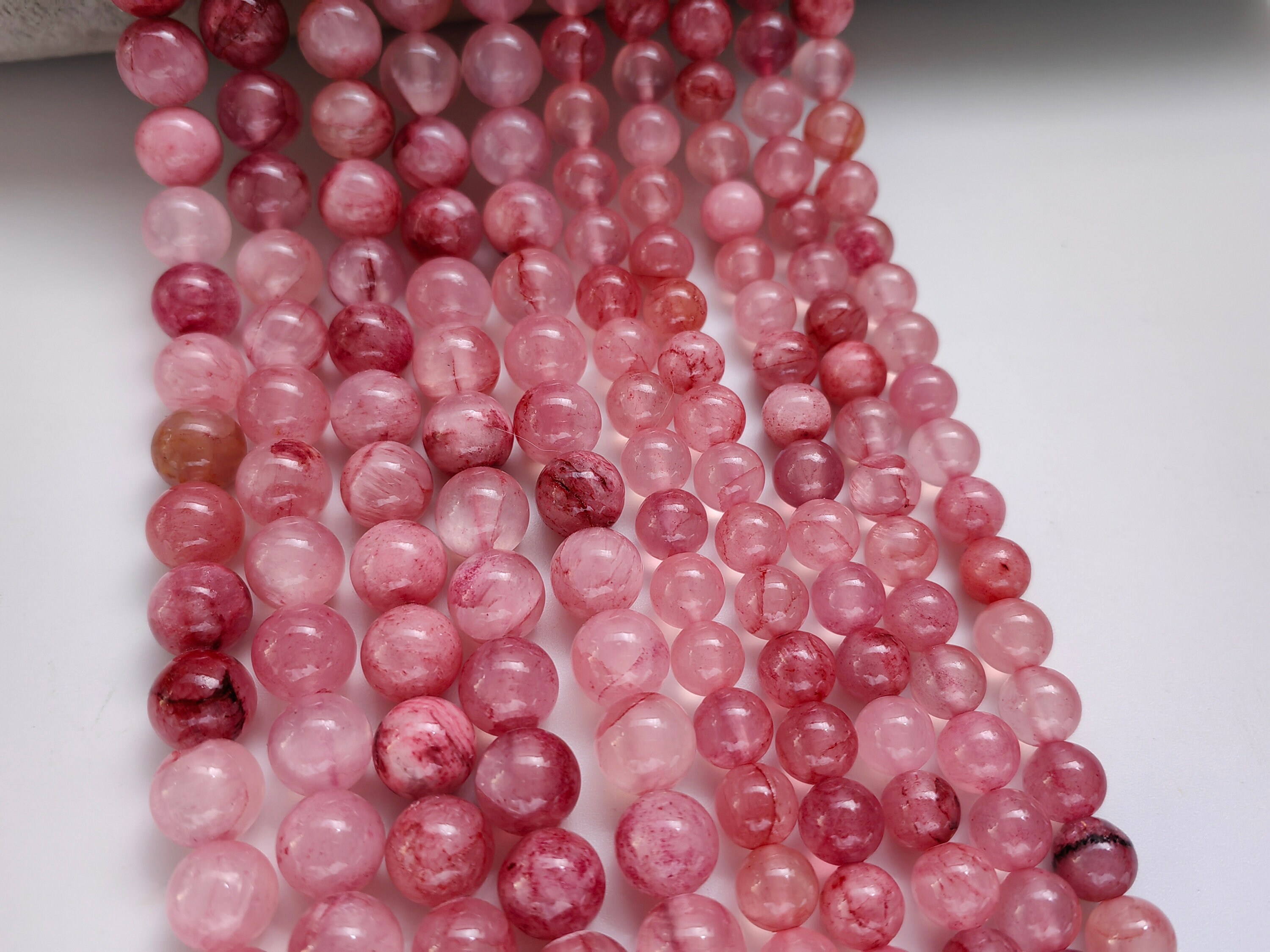 Bracelet Sur Cordon Rose Avec Perles De Jade Persane - Pierre Semi-précieuse, Fermoir Plaqué Or - Création Artisanale Neuve