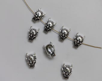 30 perles démoniaques en argent antique, perles du diable en métal 12 x 17 mm, perles gothiques, perles d'halloween, fournitures de bijoux DIY, apprêts, B609