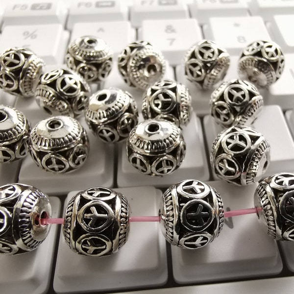 20pcs Antique Silver Spacer Beads, Nepalese Beads, Tibetan Style Beads, Metal Hollowed Out Beads, 8mm 10mm Metal Round Bead, Findings, B247