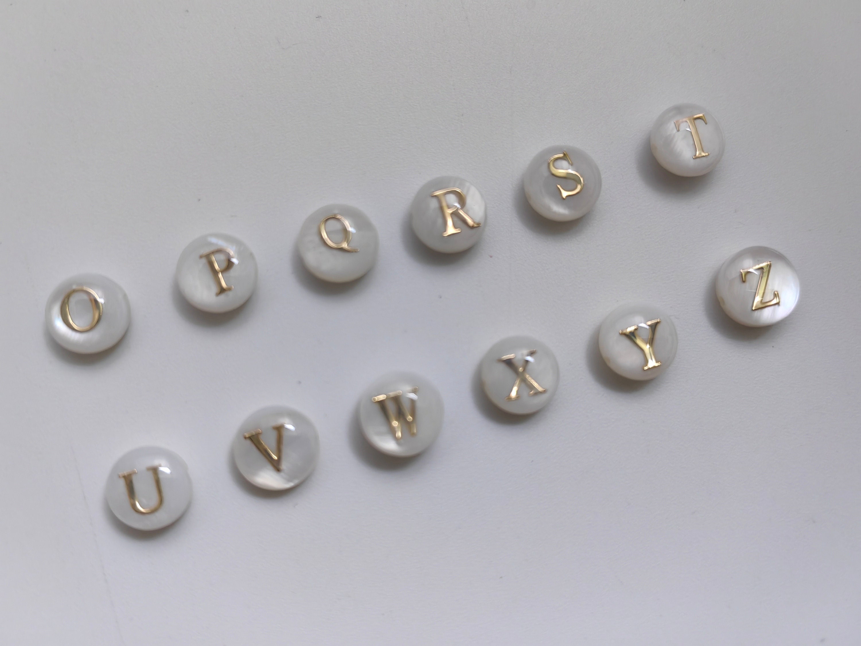 8mm Mother of Pearl Alphbet Beads, Double Sided White Shell With Gold ...