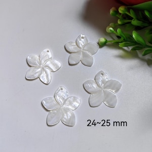 Freshwater Shell Flower Charms, 24~25mm White Shell Flower Charms, MOP Carved Flower Pendants, 5 - 100 pcs Quantity Options, Findings, C652