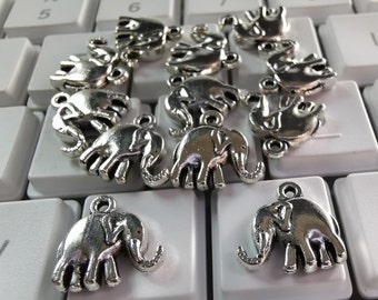 30 Stück doppelseitige Elefant Charms Anhänger, 14x13 mm Antik Silber Glück Elefant Charms, DIY Schmuck Versorgung, Metall Anhänger, Zubehör, C449