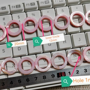 20 peças de pérolas de água doce tingidas em formato de círculo oco, pérolas de concha rosa de 20 mm, pérolas planas em formato de anel, para confecção de joias, B310