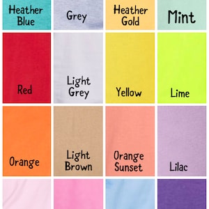 K&ouml;nnte beinhalten: Eine Farbkarte mit 16 verschiedenen Stofffarben. Die Farben sind: Heather Blue, Grau, Heather Gold, Mint, Rot, Hellgrau, Gelb, Limette, Orange, Hellbraun, Orange Sunset, Lila, Hellrosa, Rosa, Himmelblau und Lila.