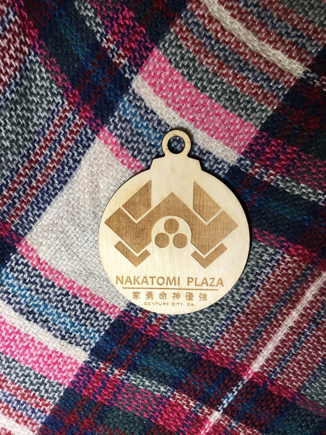 Die Hard Nakatomi Plaza Enamel Pin Hat Backpack Jackets Badge Brooch Lapel