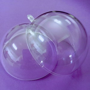 Fillable Ornaments,  Clear Plastic Ball, Pringles Favor, Christmas Ornaments, 3.25&quot; Fillable Plastic Sphere