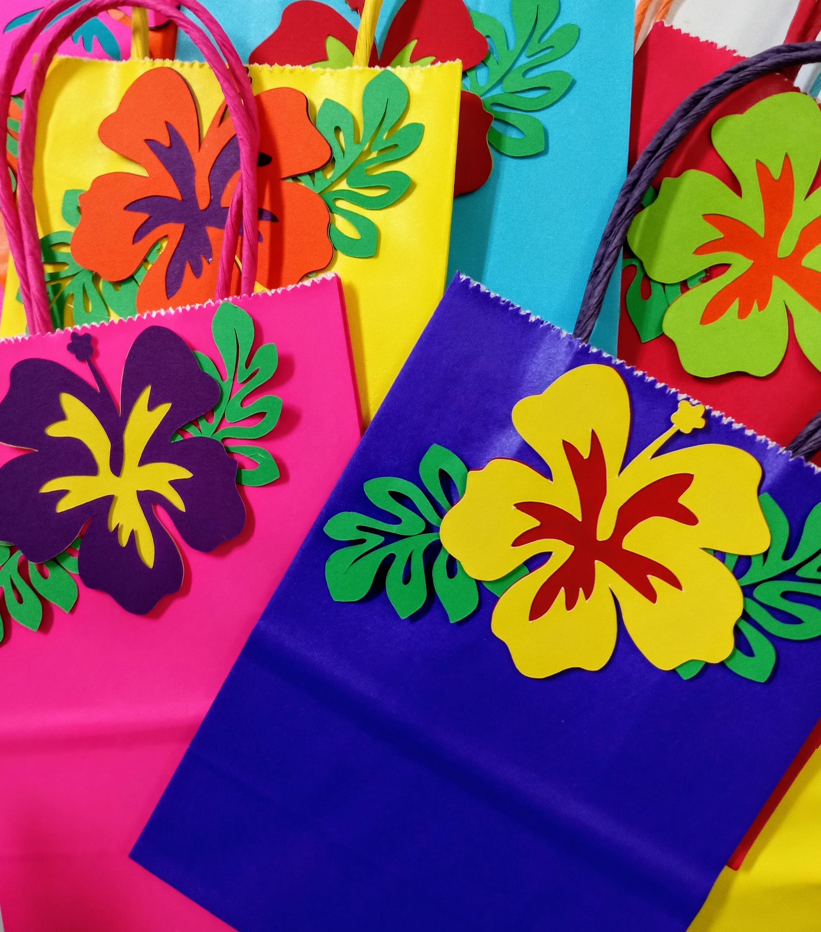 Hibiscus Paper Bags, Luau Aloha Party Favors (4.25