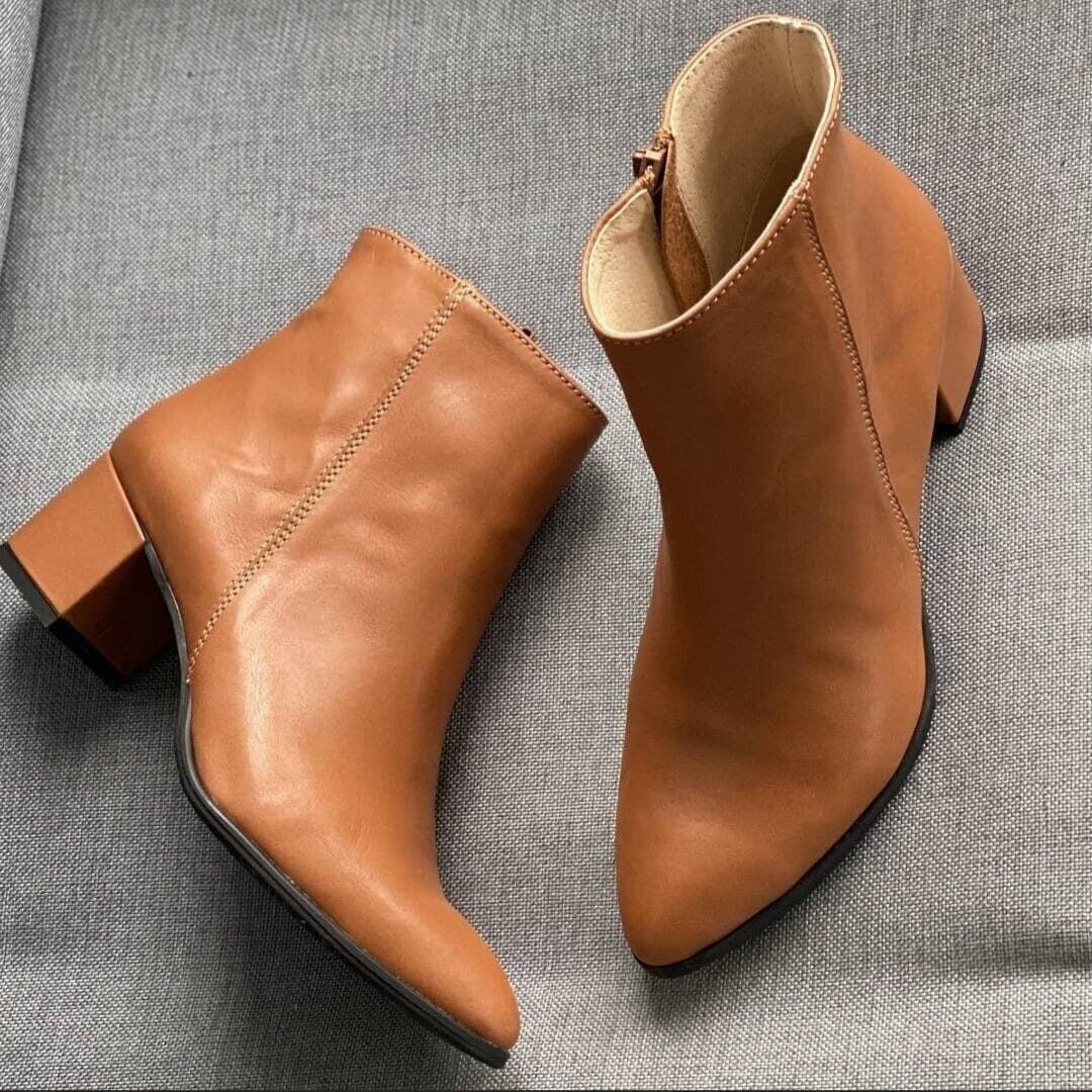 YELLO ブラウンブーツSOIL SHORT BOOTS CAMEL YELLO / SOIL PLATFORM SHORT BOOTS