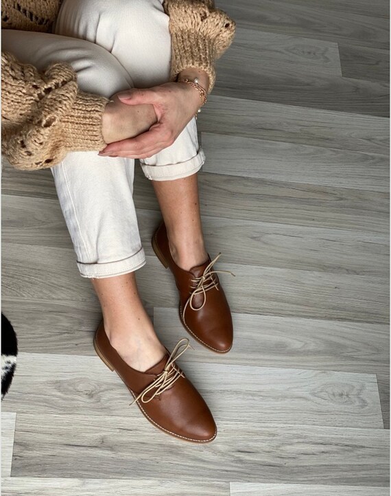 Lace-up Flat Shoes, Women display picture 2
