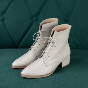 Lace-up ankle boots, classic low heel ankle boots for women, beige shoes made of natural leather, handmade, gift for her, casual shoes Arta image 6