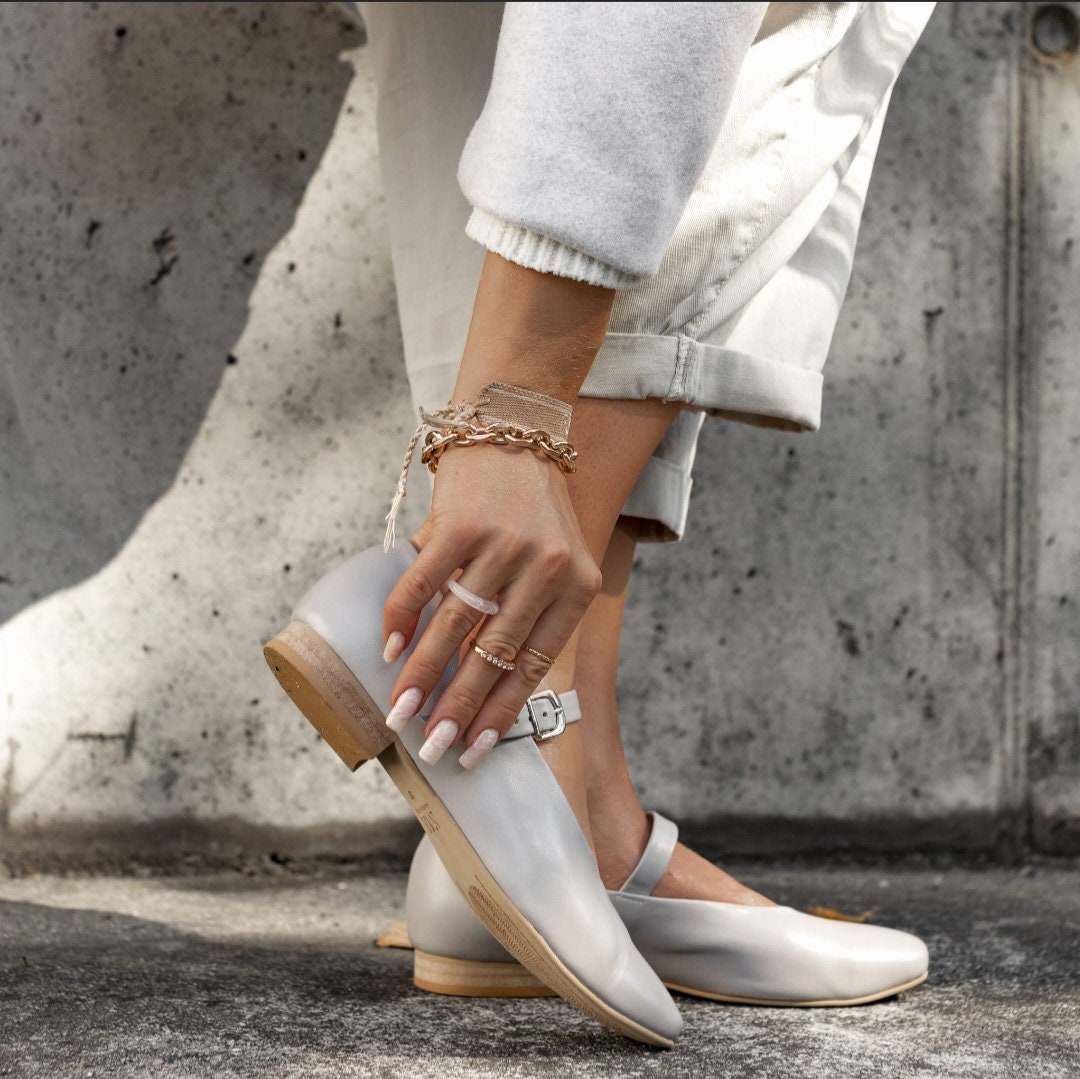 Women's Leather Pumps, Flat Shoes, Ballerinas With Belt, Mary Jane Style, Boho Wedding, Vintage Retro Style, Handmade-charlie - Etsy Women's Leather Pumps, Flat Shoes, Ballerinas With Belt, Mary Jane Style, Boho Wedding, Vintage Retro Style, Handmade-charlie - Etsy