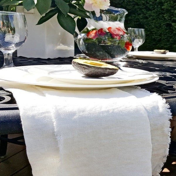 Linen Dinner Napkins with Fringe, Raw Edge Linen Napkins Set, Custom Wedding White Linen Napkins