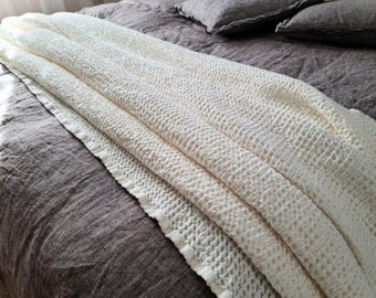 Waffle Linen Blanket, Honeycomb Textured Throw Blanket is a great wedding, Mother's Day gift