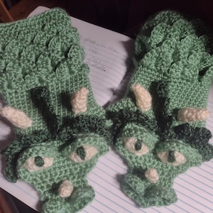 Dragon Fingerless Gloves Crochet Pattern