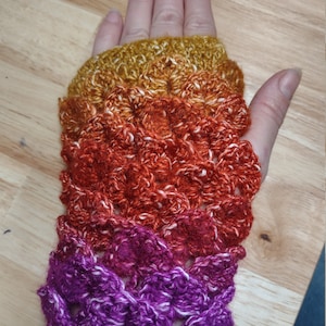 Dragon Scale Fingerless Gloves Crochet Pattern