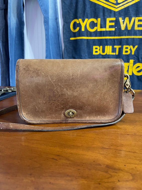 Vintage 70s Coach Small Convertible Clutch