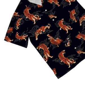 Tiger Hawaiian Shirt in Black image 4