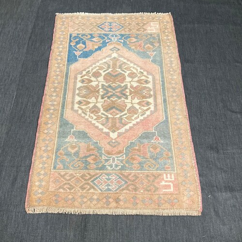 Vintage turkish Small Rug,Oushak shops Rug,Small Handwoven Rug,Vintage Turkish Antique Rug,Bohemian Rug,Doormat,Mini runner rug,small rug,