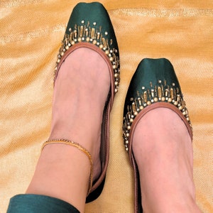 Wide width gold flats sales
