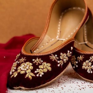 Bridal Bonanza - Maroon Velvet Jutti with Gold Zardozi Embroidery Custom Wide-Fit Wedding Shoes Handcrafted Bridal Khussa Traditional Juti