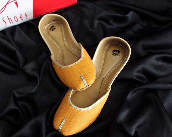 womens black flat evening shoes