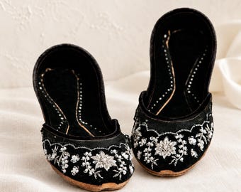 Black Velvet Bridal Flats, Pearl Embroidered Wedding Shoes, Handcrafted Jutti for Bride and Reception