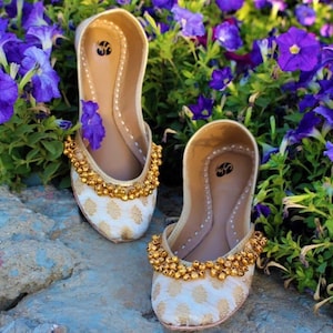 Ghungroo Grace - Ballet Flat with Indian Embellishement Ghungroo Indian flats Mojari Juti Khussa